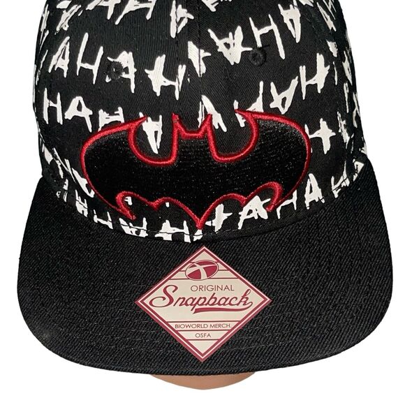 DARK KNIGHT RISES JOKER Hat Snapback BATMAN Logo DC COMICS Adjustable Cap - Picture 1 of 14